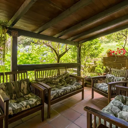 Rozas Holiday home *